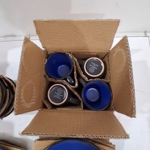 16PC STONE LAIN TWO-TONE GLAZE STONEWARE DINNERWARE SET - BLACK/BLUE (MODEL: BLB0257) image 4