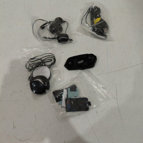 FODSPORTS LONG DISTANCE BLUETOOTH INTERCOM HEADSET KIT - 8-WAY 2000M RANGE - BLACK (MODEL: M1-S PRO) image 3