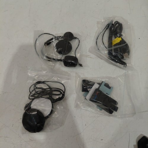 FODSPORTS LONG DISTANCE BLUETOOTH INTERCOM HEADSET KIT - 8-WAY 2000M RANGE - BLACK (MODEL: M1-S PRO) image 4