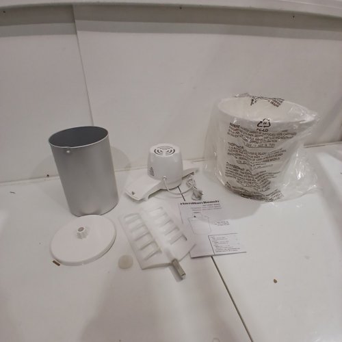 HAMILTON BEACH 4-QUART AUTOMATIC ICE CREAM MAKER - WHITE - (68330N) image 3