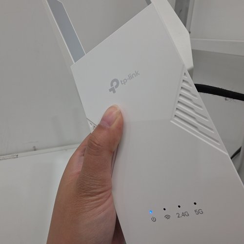 TP-LINK DUAL BAND WIFI 7 RANGE EXTENDER - 3.6GBPS - WHITE - (MODEL: RE235BE) image 2