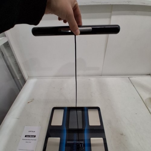 LOFTILLA SMART SCALE WITH 50+ BODY COMPOSITION METRICS AND HANDHELD ELECTRODES - 400LBS MAX/CAP - BLACK/BLUE (MODEL: CS10J) image 4