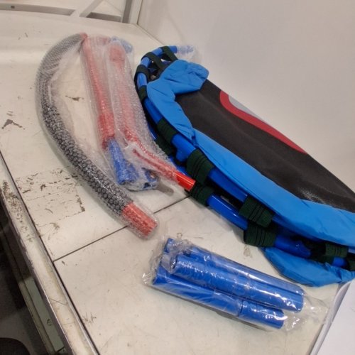 LITTLE TIKES 3FT KIDS TRAMPOLINE WITH HANDLEBAR - BLUE/RED image 3