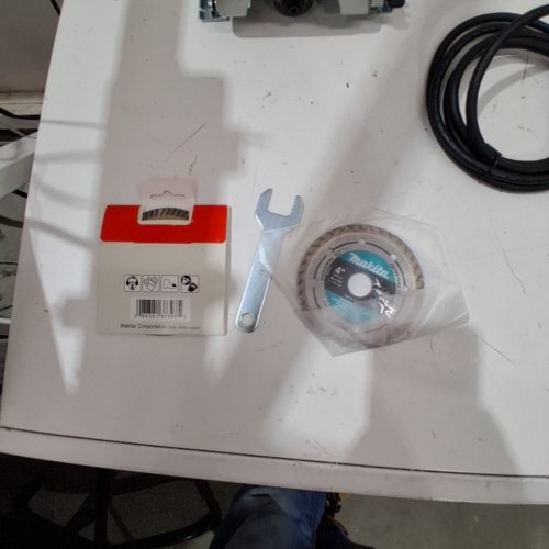 MAKITA CORDED DRY CUTTING MASONRY SAW WITH 2 BLADES - 4-3/8" - 100DBA - 12200RPM - 10AMP - 120V - TEAL (MODEL: 4100NH2ZX) image 4
