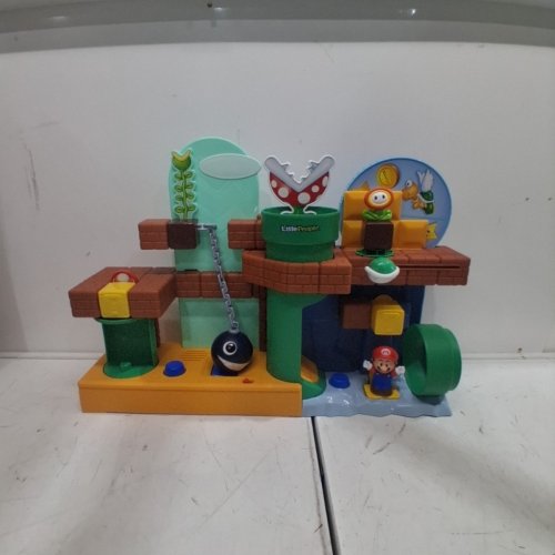FISHER-PRICE LITTLE PEOPLE MY MARIO ADVENTURE PLAYSET WITH MUSIC SOUNDS & FIGURES (MODEL: JNP-9633) image 3