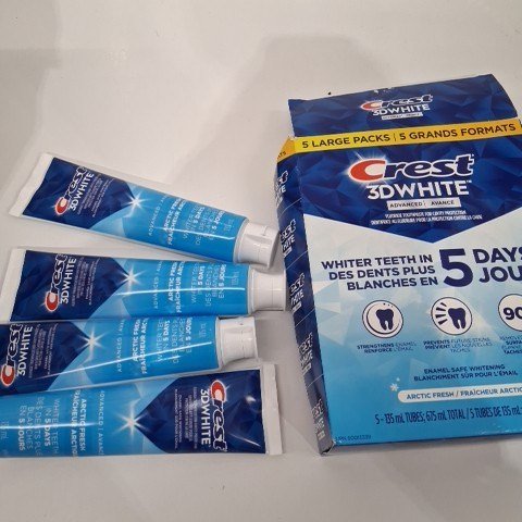 4PK CREST 3D WHITE ADVANCED TEETH WHITENING TOOTHPASTE - ARCTIC FRESH - 135ML EACH image 2