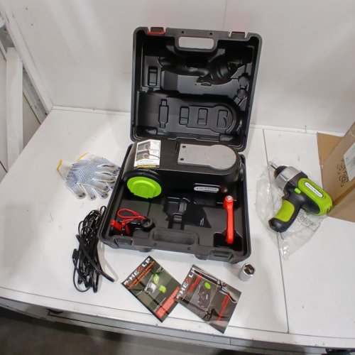E-HEELP 5-TON HYDRAULIC CAR JACK KIT WITH IMPACT WRENCH & AIR INFLATOR - LCD & TIRE PRESSURE DISPLAY - 12V, 150PSI, 180W - GREEN/BLACK image 2