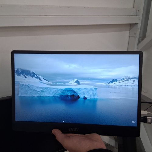 MSI PRO ULTRA-SLIM PORTABLE MONITOR WITH BUILT-IN SPEAKERS - FHD - 15.6" - (MODEL: PRO MP161 E2U) image 2