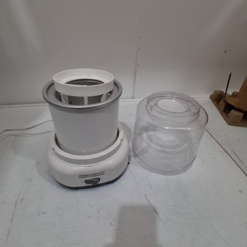 HAMILTON BEACH ELECTRIC ICE CREAM MAKER - MAKES 1.5QT - WHITE (MODEL: 68880C) image 3