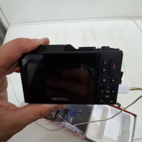 VIVITAR DIGITAL CAMERA WITH 8X DIGITAL ZOOM AND 3" LED DISPLAY - 4K HD - 20MP - BLACK (MODEL: VECXX99) image 3