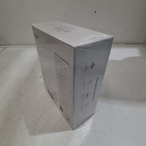 VALEE 3-IN-1 BEAUTY DEVICE FOR NECK AND FACE - WHITE (MODEL: VA-01) image 3