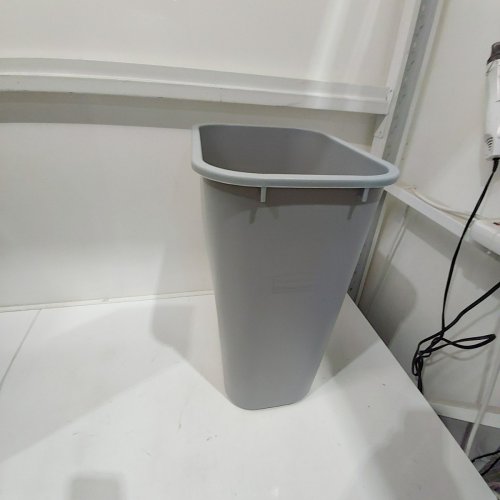 RUBBERMAID COMMERCIAL WASTEBASKET TRASH BIN - 41QT - GREY (MODEL: 2957) image 2
