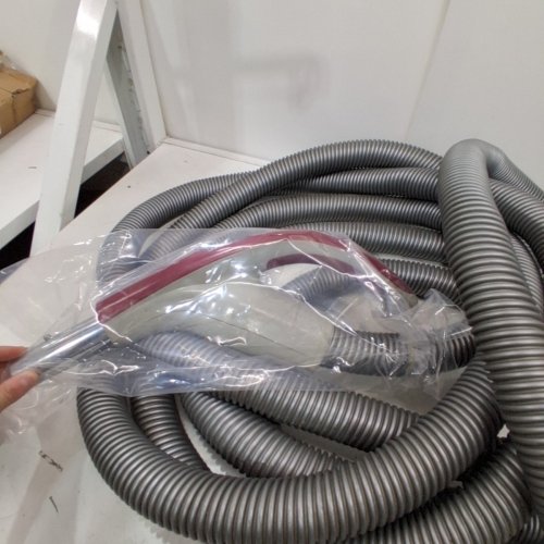 Nadair Central Vacuum Universal Low-Voltage Hose- 40FT- GREY/RED image 3