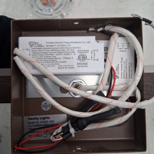 SINERISE LED MODERN BATHROOM VANITY LIGHT FIXTURE - 24" - 3000K/4000K/6000K - BROWN (MODEL: 6182S-18W) image 2