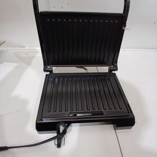 HAMILTON BEACH PANINI PRESS & COMPACT GRILL (MODEL: 25441C) image 4