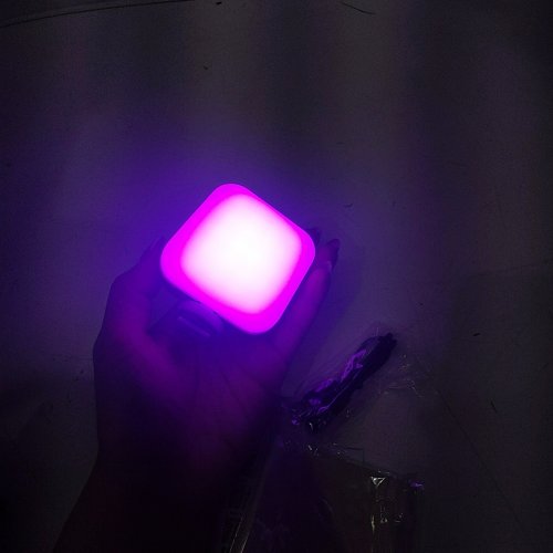 NEEWER BASIC MAGNETIC RGB VIDEO LIGHT RGB MINI LED CAMERA LIGHT -2500-9000K - WHITE - (MODEL:BL60C) image 2