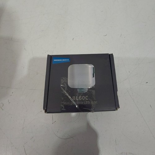 NEEWER BASIC MAGNETIC RGB VIDEO LIGHT RGB MINI LED CAMERA LIGHT -2500-9000K - WHITE - (MODEL:BL60C) image 4