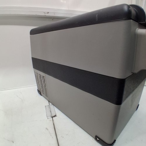 EUHOMY PORTABLE ELECTRIC COOLER WITH CAR PLUG - 47QT - GREY/BLACK (MODEL: ‎CF001-45GR-CAEH) image 7