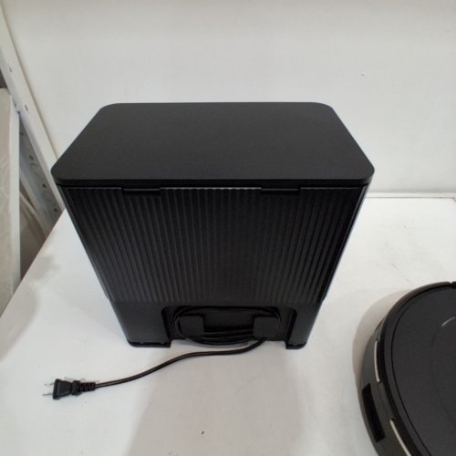 IROBOT ROOMBA VAC 2 ESSENTIAL ROBOT VACUUM WITH AUTOEMPTY DOCK - BLACK - (MODEL: Q052020) image 7