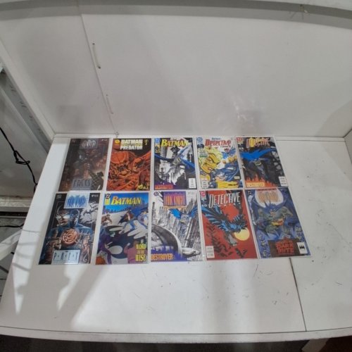 10 ASSTD DC COMIC BOOKS - VARIOUS AUTHORS image 2