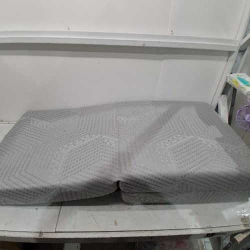 CERTIPUR-US CERTIFIED TRI-FOLD MEMORY FOAM MATTRESS PAD WITH WASHABLE COVER - TWIN EXTRA LARGE - GREY image 2
