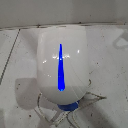 HAMILTON BEACH HANDHELD GARMENT STEAMER WITH PUMP - BLUE/WHITE (MODEL: 11555C) image 2