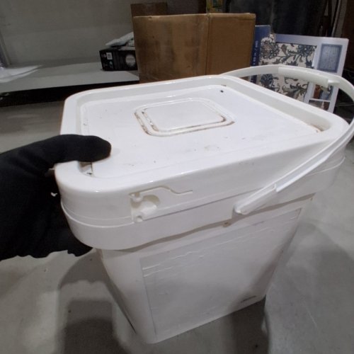 POOL GUARDIAN STABILIZED CHLORINATING POOL GRANULES - 18KG - (MODEL-1988543) image 3