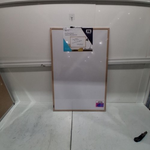 QUARTET DRY-ERASE BOARD - 24" X 36" - WHITE/WOOD image 2