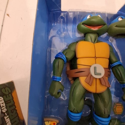 NECA TEENAGE MUTANT NINJA TURTLES LEONARDO GIANT-SIZED TURTLE ACTION FIGURE - 15" - GREEN image 4