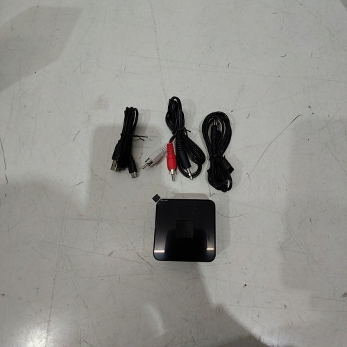MPOW WIRELESS BLUETOOTH RECIEVER FOR SPEAKERS, CAR AND ANY AUDIO W/O BLUETOOTH (MODEL:BH070A) image 2
