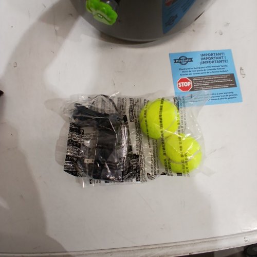 PETSAFE AUTOMATIC BALL LAUNCHER - 9 DISTANCE SETTINGS (8 - 30FT) & 6 ANGLE SETTINGS - GREY/PURPLE (MODEL: ZTY00-15968) image 4