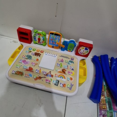 VTECH EXPLORE & WRITE DELUXE ACTIVITY DESK - 2YEARS -5YEARS - MULTICOLOURED (MODEL: ‎80-195800) image 4