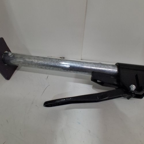 HEAVY-DUTY ADJUSTABLE CARGO BAR WITH NON-SLIP FOOT PADS - 59" TO 73" - SILVER/BLACK (MODEL: CB1203SV) image 3
