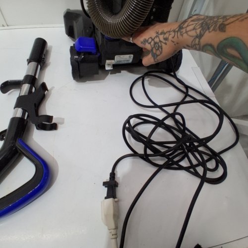 EUREKA POWERSPEED CORDED LIGHTWEIGHT UPRIGHT BAGLESS VACUUM CLEANER WITH ACCESSORIES - DARK BLUE (MODEL: NEU280C) image 2