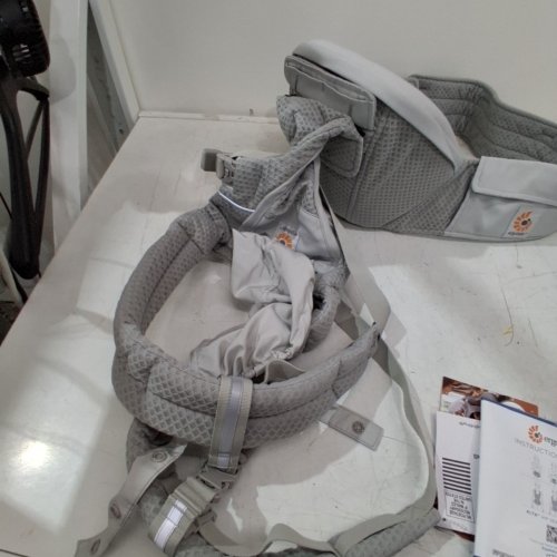 ERGOBABY ALTA HIP SEAT ALL-POSITION BREATHABLE MESH HIP SEAT AND CARRIER - 45LBS CAP - PEARL GREY (MODEL: BCHIPSFMGRY) image 3
