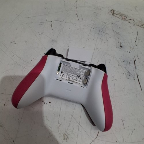 XBOX WIRELESS CONTROLLER FOR XBOX SERIES X|S, XBOX ONE, AND WINDOWS DEVICES – DEEP PINK image 4