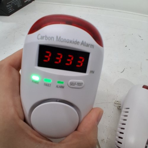 2PK HEMBISEN DIGITAL DISPLAY PLUG IN CARBON MONOXIDE DETECTORS - WHITE (MODEL: WA996) image 2