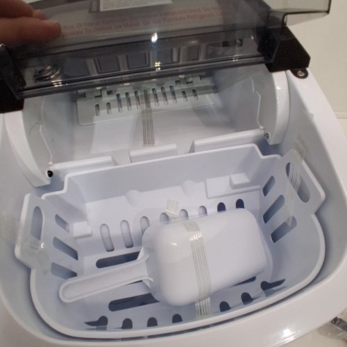 EUHOMY COUNTERTOP ICE MAKER WITH CARRY HANDLE, BASKET & SCOOP - MAKES 26LB PER DAY - GREY(MODEL: IM008-BSI-USEH) image 4
