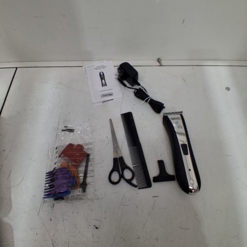 WAHL CORDLESS RECHARGEABLE PET CLIPPER KIT (MODEL: 58148) image 4