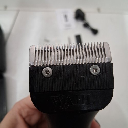 WAHL CORDLESS RECHARGEABLE PET CLIPPER KIT (MODEL: 58148) image 5