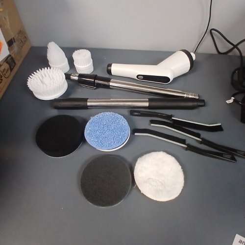 10PC WATERPROOF ELECTRIC SPIN SCRUBBER CLEANING BRUSH WITH 6 REPLACEABLE BRUSH HEADS - WHITE (MODEL: G2) image 4