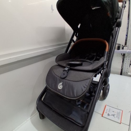 ERGOBABY METRO 3 DELUXE FOLDING TRAVEL STROLLER WITH RECLINER FUNCTION - 0-4 YEARS - UP TO 50LB - JET BLACK (MODEL: METRO3DXJTBLK) image 5