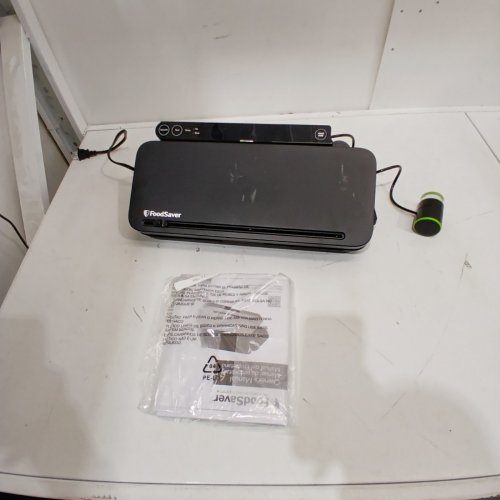 FOODSAVER PREMIER MULTI-USE VACUUM SEALER WITH BUILT-IN HANDHELD SEALER - BLACK - (MODEL:VS3110) image 3