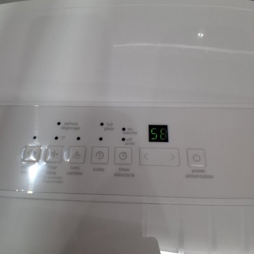 MIDEA EASYDRY DEHUMIDIFIER - 50 PT - WHITE (MODEL: MAD50P1AWSA) image 4
