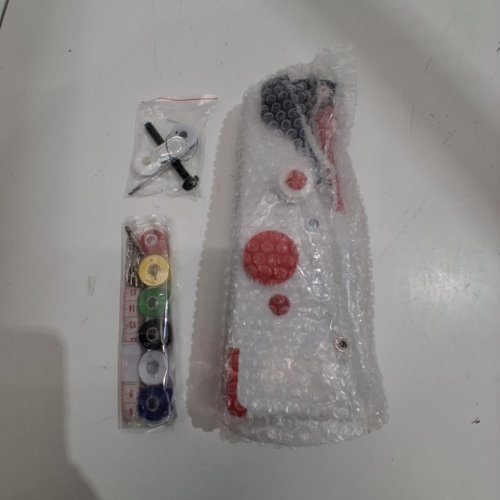 GOLDEN SPIKE HANDY STITCHING PORTABLE HANDHELD SEWING MACHINE - RED/WHITE image 3