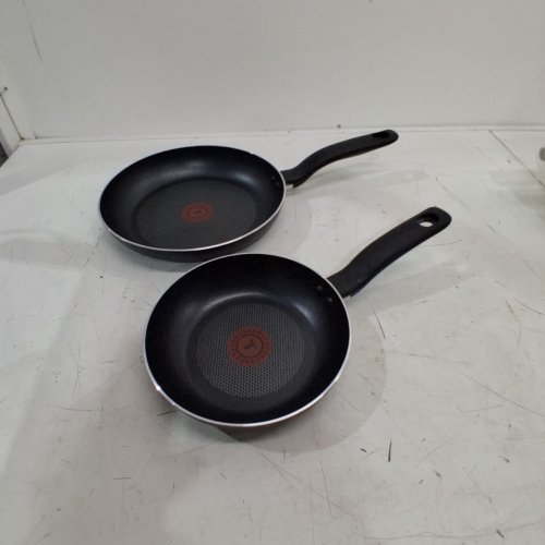 2PC T-FAL NONSSTICK FRYPAN SET - 7.5" / 10" - BLACK/SILVER/RED (MODEL: C518S2ID) image 2