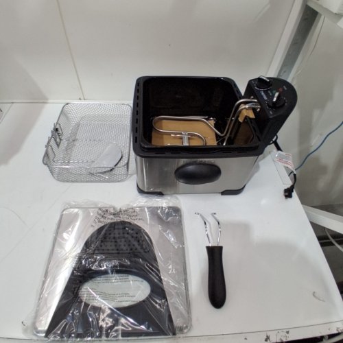 CHEFMAN JUMBO SIZE DEEP FRYER WITH TEMPERATURE CONTROL - 4.3L - STAINLESS STEEL/SILVER (MODEL: RJ07-45-SS-CA) image 3