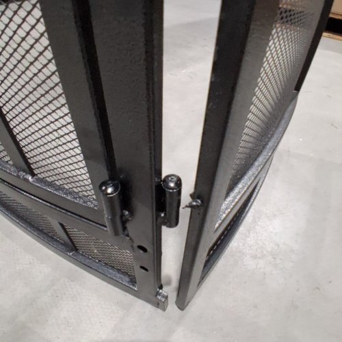 PLEASANT HEARTH BRAYMER CURVED FIREPLACE SCREEN WITH TOOLS - 50"X 10.43"X 32" - BLACK (MODEL: FA498ST) image 4