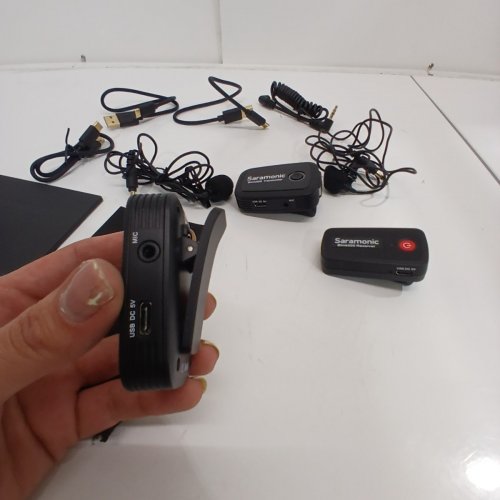 SARAMONIC ULTRACOMPACT WIRELESS DUAL-CHANNEL LAVALIER MICROPHONE SYSTEM TX+TX+RX FOR DSLR MIRRORLESS VIDEO - BLACK (MODEL: BLINK500 B2) image 4
