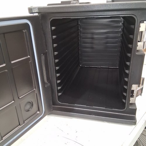 CAMMOO NON-ELECTRIC HOT BOX FOOD WARMER WITH WHEELS - 82QT, 25" X 18" X 22" - BLACK - (MODEL: NT82) image 5
